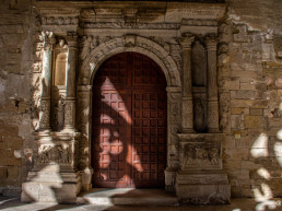 Porta capella Santa María la Antiga
